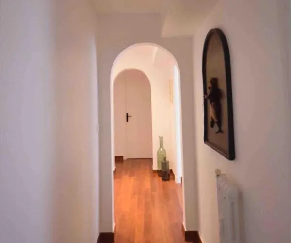 Апартаменти Le Carnot For 2 By Sunset Антіб