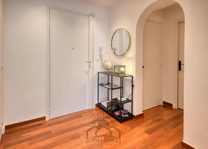 Апартаменти Le Carnot For 2 By Sunset